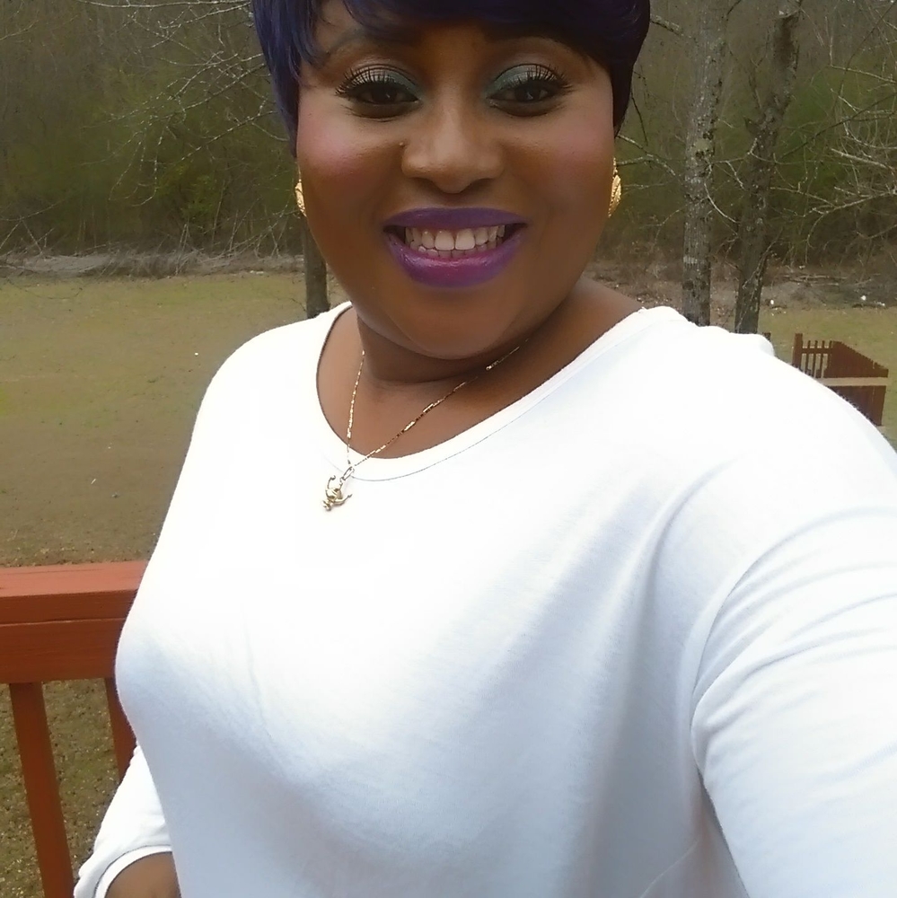 Meet your Posher, Abiola